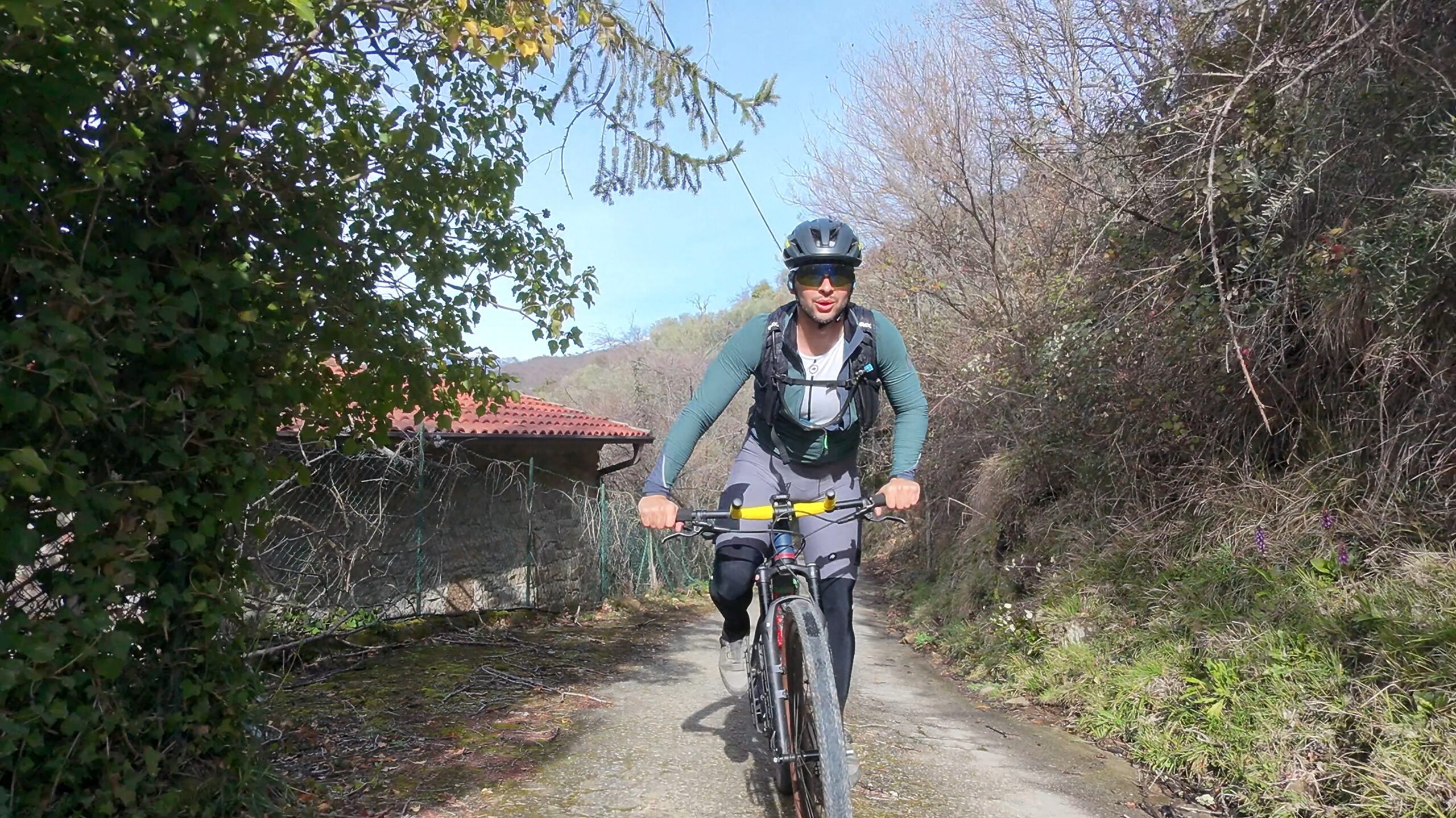 Le aziende sembrano sempre più lontane da chi le bici le pedala